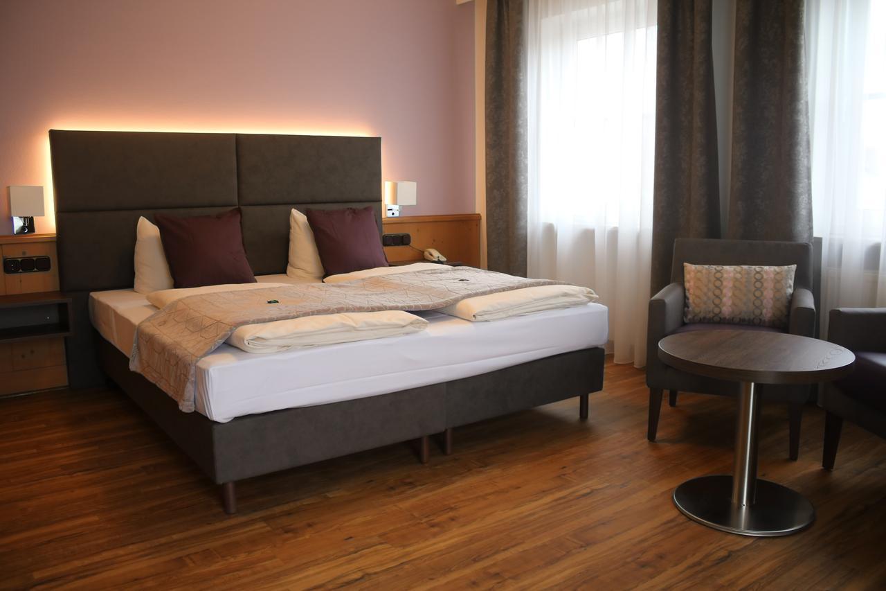 Boutique Hotel Beckenlehner Unterhaching Eksteriør billede